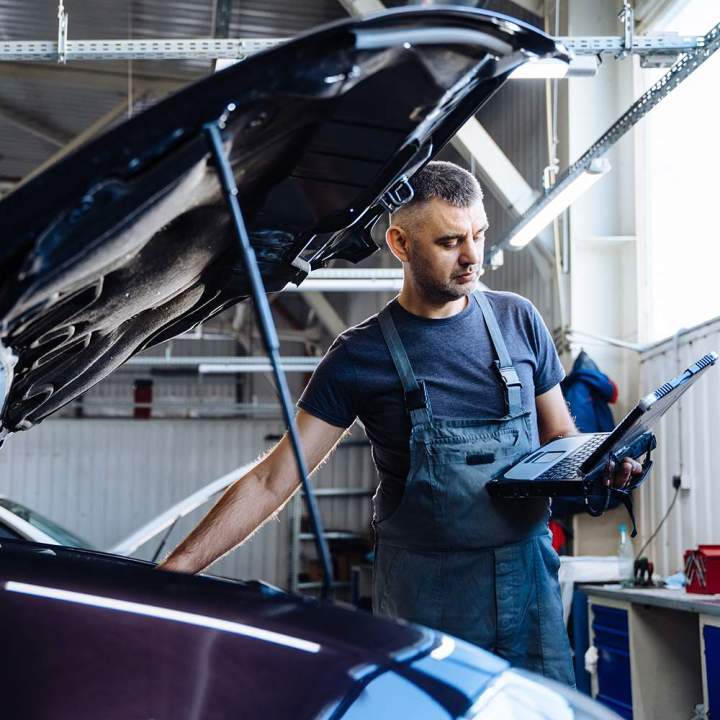 Commercial fleet services Melbourne, VIC
